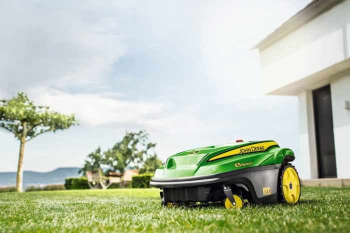 Nagrody Hole in One podczas Gradi Invitational by John Deere