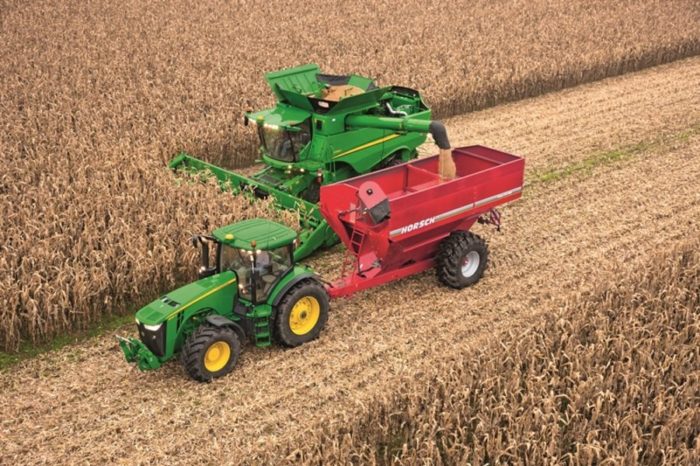 John Deere i Geringhoff podpisały umowę na sprzedaż przystawek do kukurydzy