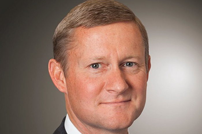 Zarząd Deere wybrał Johna Maya na stanowisko dyrektora operacyjnego