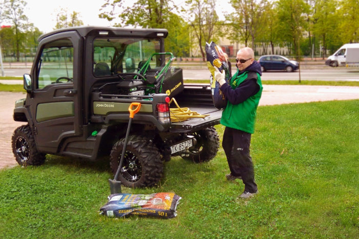 Firmy komunalne w służbie mieszkańcom – jak realizują swoje zadania?