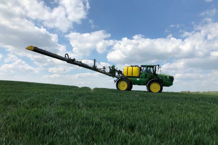 Dobry opryskiwacz samojezdny, czyli jaki?