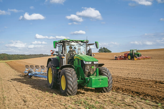 John Deere podsumowuje rok. Udany czas w segmencie dużych ciągników