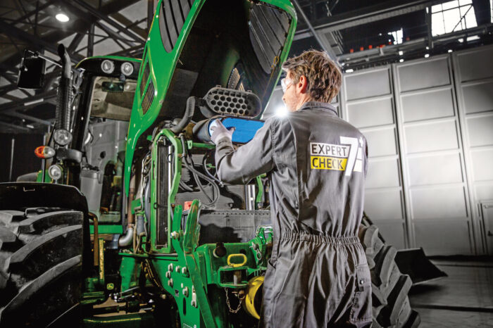 Profesjonalizacja punktów serwisowania. John Deere i jego dealerzy wyznaczają standardy obsługi rolnictwa 4.0